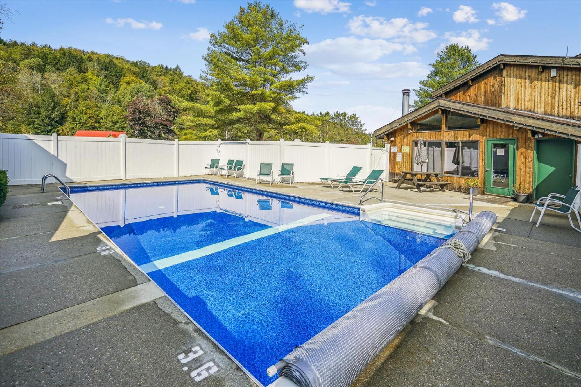 Cedarbrook Hotel Room 2 Doubles 119 Killington Exterior photo